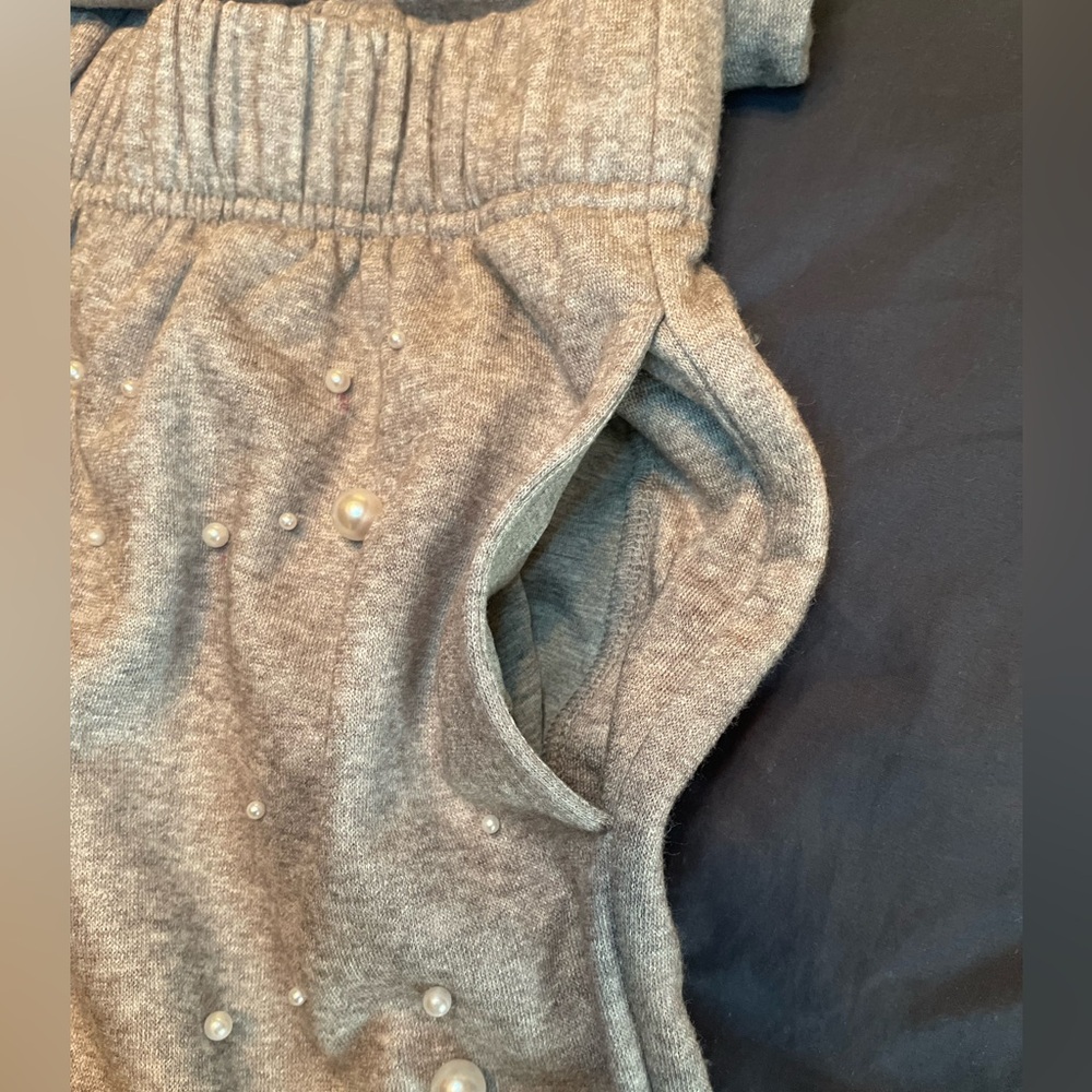 🆕Boston Proper Gray Pearl Embellished Jogger Set🩶 - Picture 8 of 13